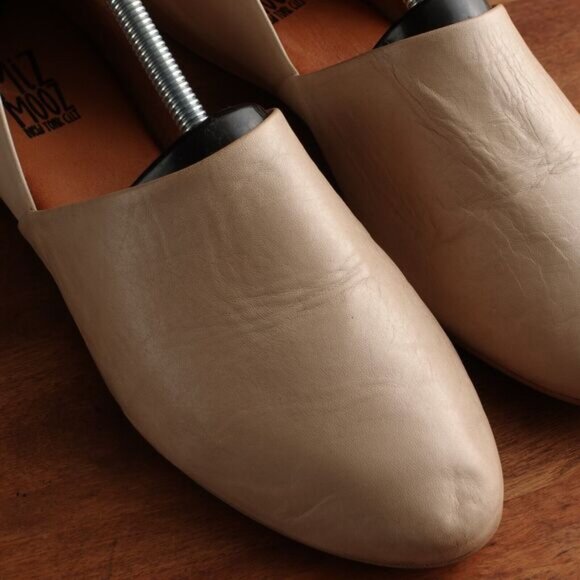 Miz Mooz Flats EU 38 US 7.5-8 - Picture 3 of 9